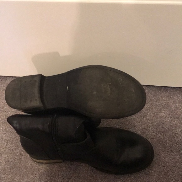 Women’s Boots - Picture 5 of 5